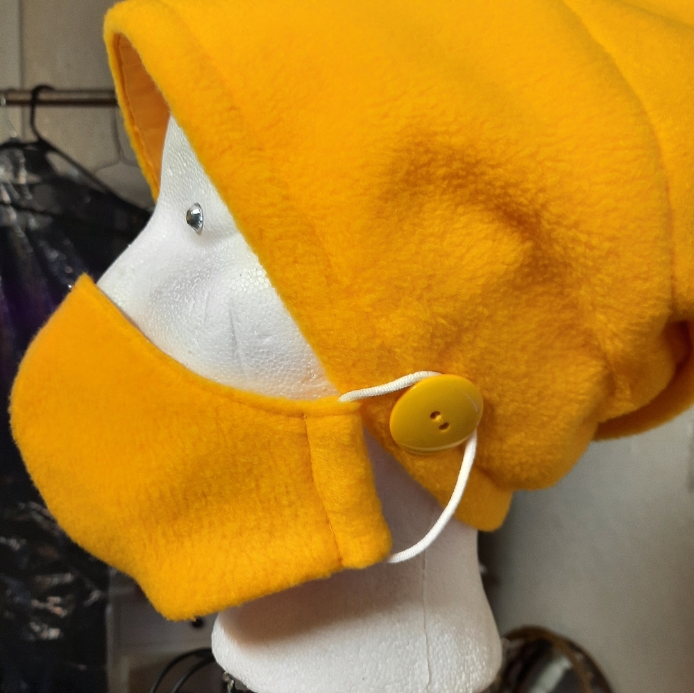 Hood/mask - Picture 2 of 3